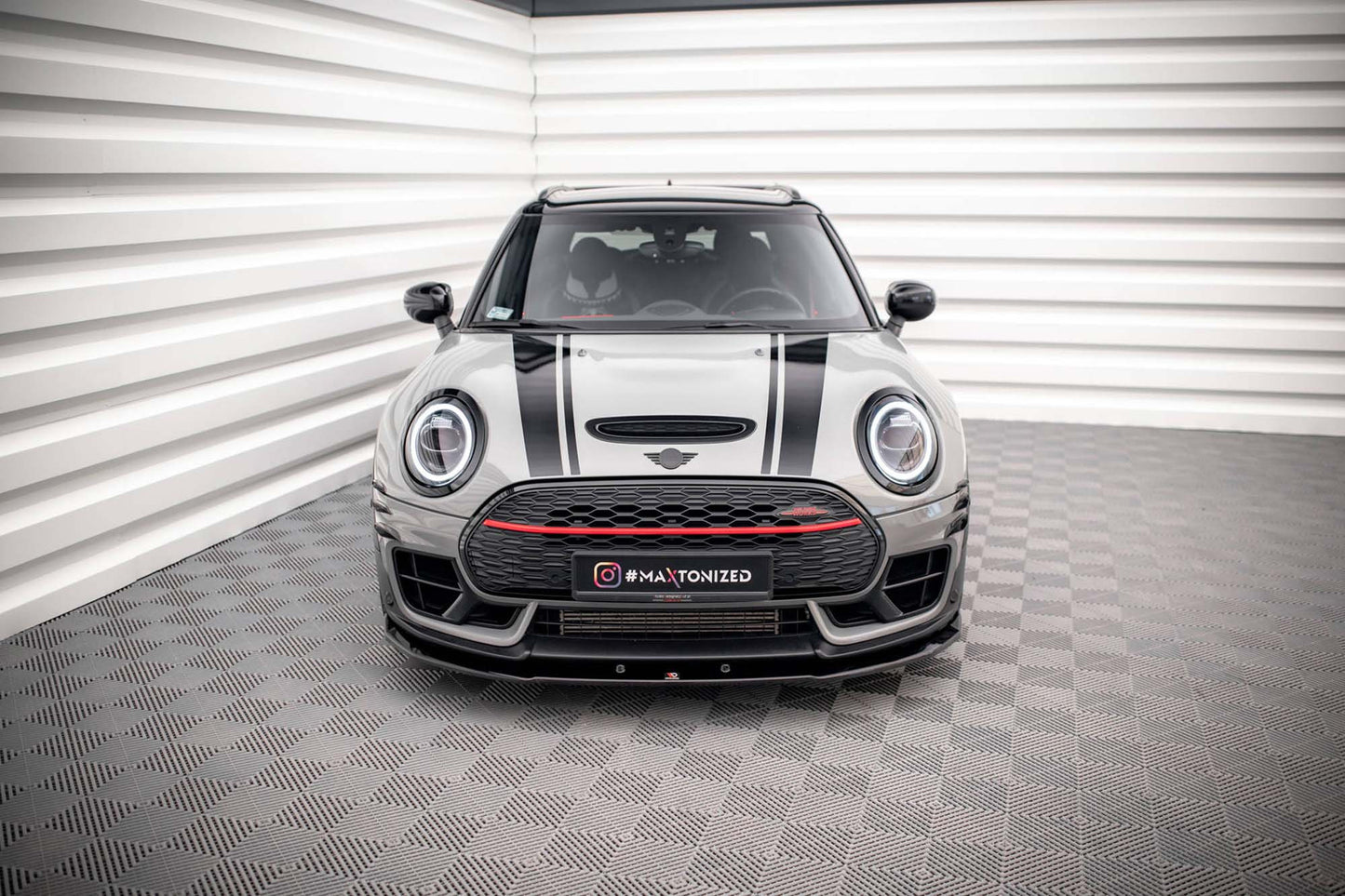Spoiler bara fata Maxton Design versiunea 2 pentru Mini Cooper Clubman John Cooper Works F54 (2015-2019), lac negru