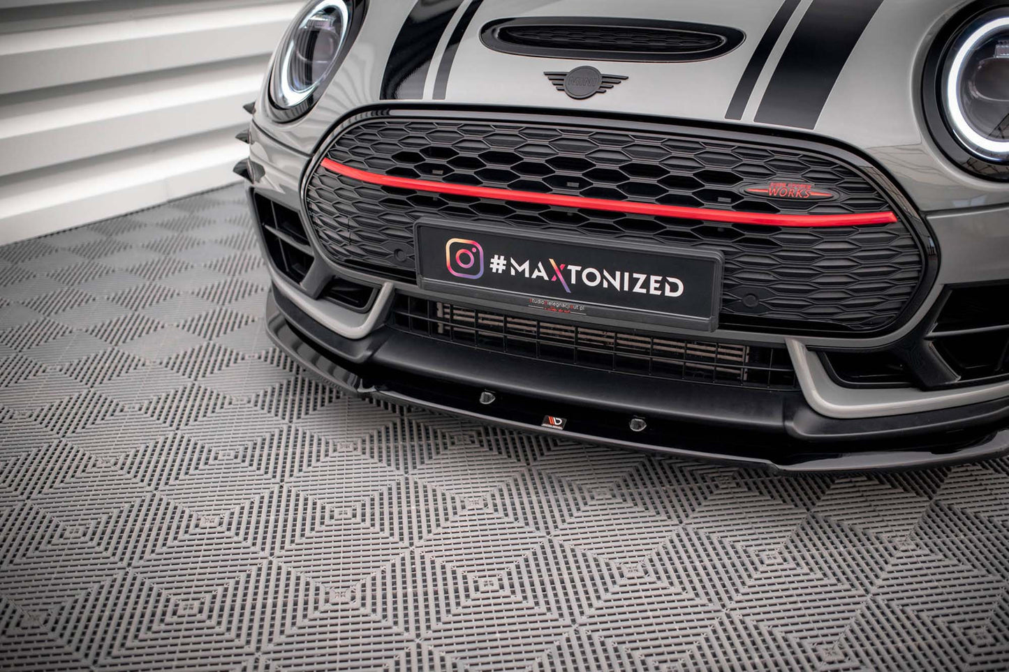 Spoiler bara fata Maxton Design versiunea 2 pentru Mini Cooper Clubman John Cooper Works F54 (2015-2019), lac negru
