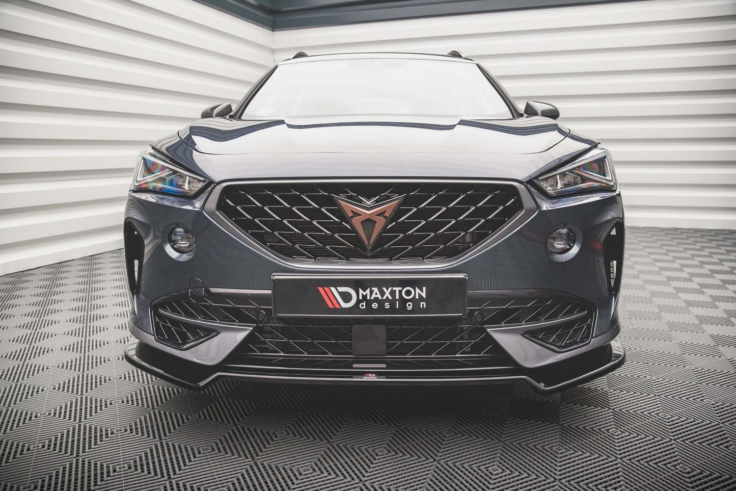 Spoiler Maxton Design Versiunea 3 pentru bara fata Cupra Formentor (2020-2024), Lac Negru