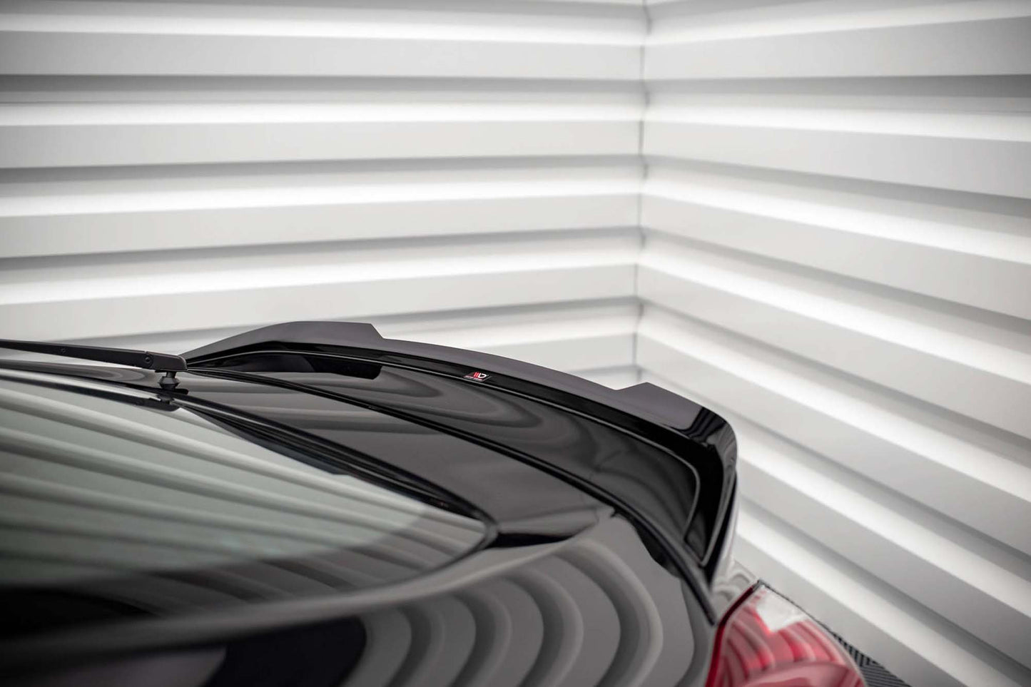 Spoiler Maxton Design pentru Nissan 370Z Nismo (2014-2020), lac negru