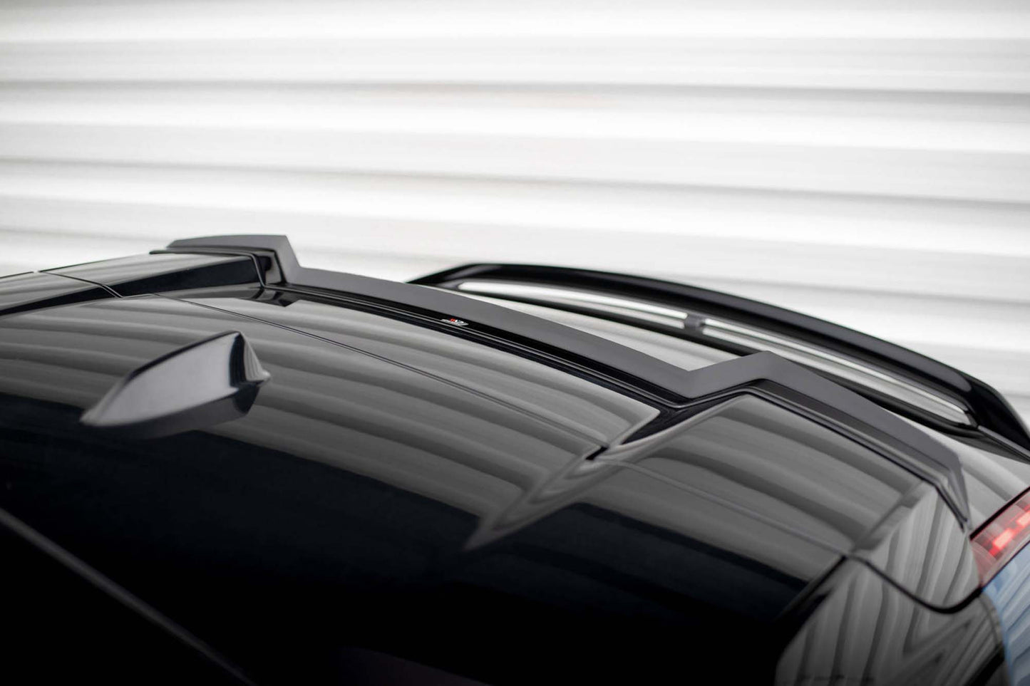 Spoiler portbagaj Maxton Design pentru Volvo C40 (dupa 2021), negru lucios