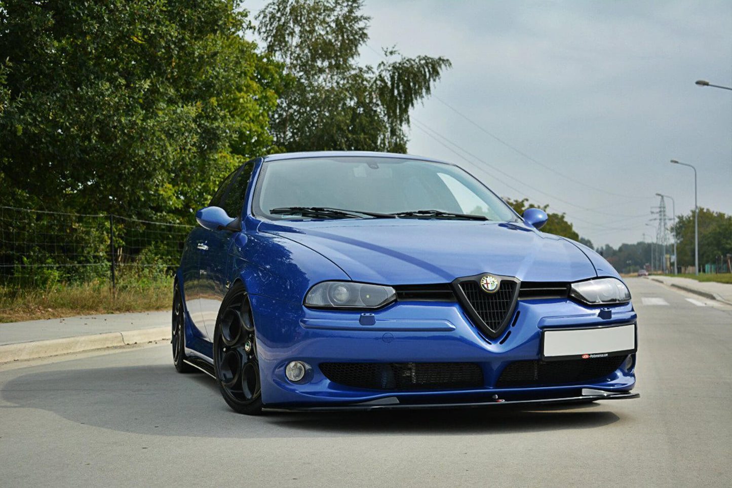 Spoiler Maxton Design pentru Alfa Romeo 156 2002-2005 bara fata GTA, negru mat
