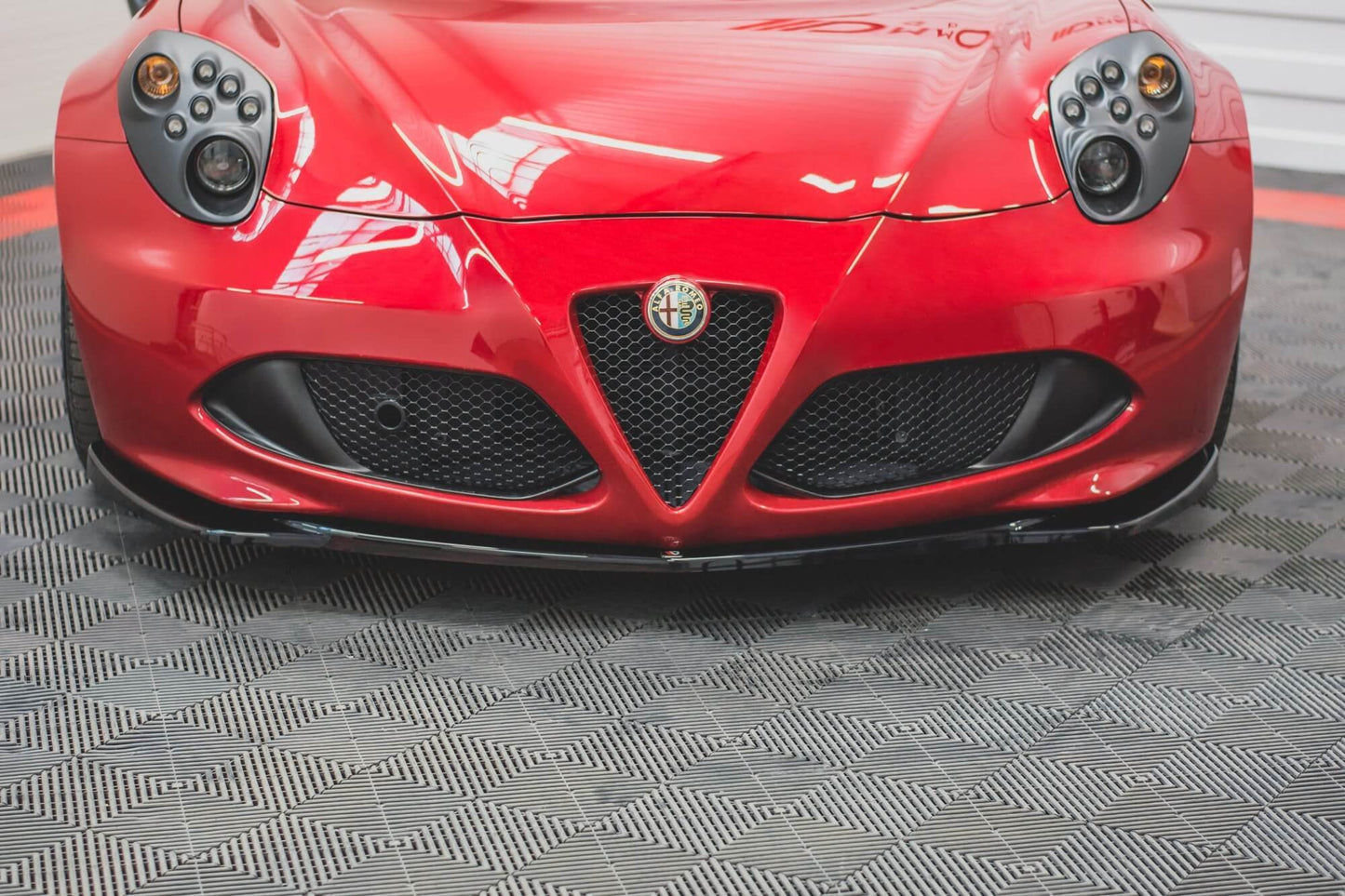Maxton Design spoiler pentru Alfa Romeo 4C 2013-2017 bara fata, negru mat