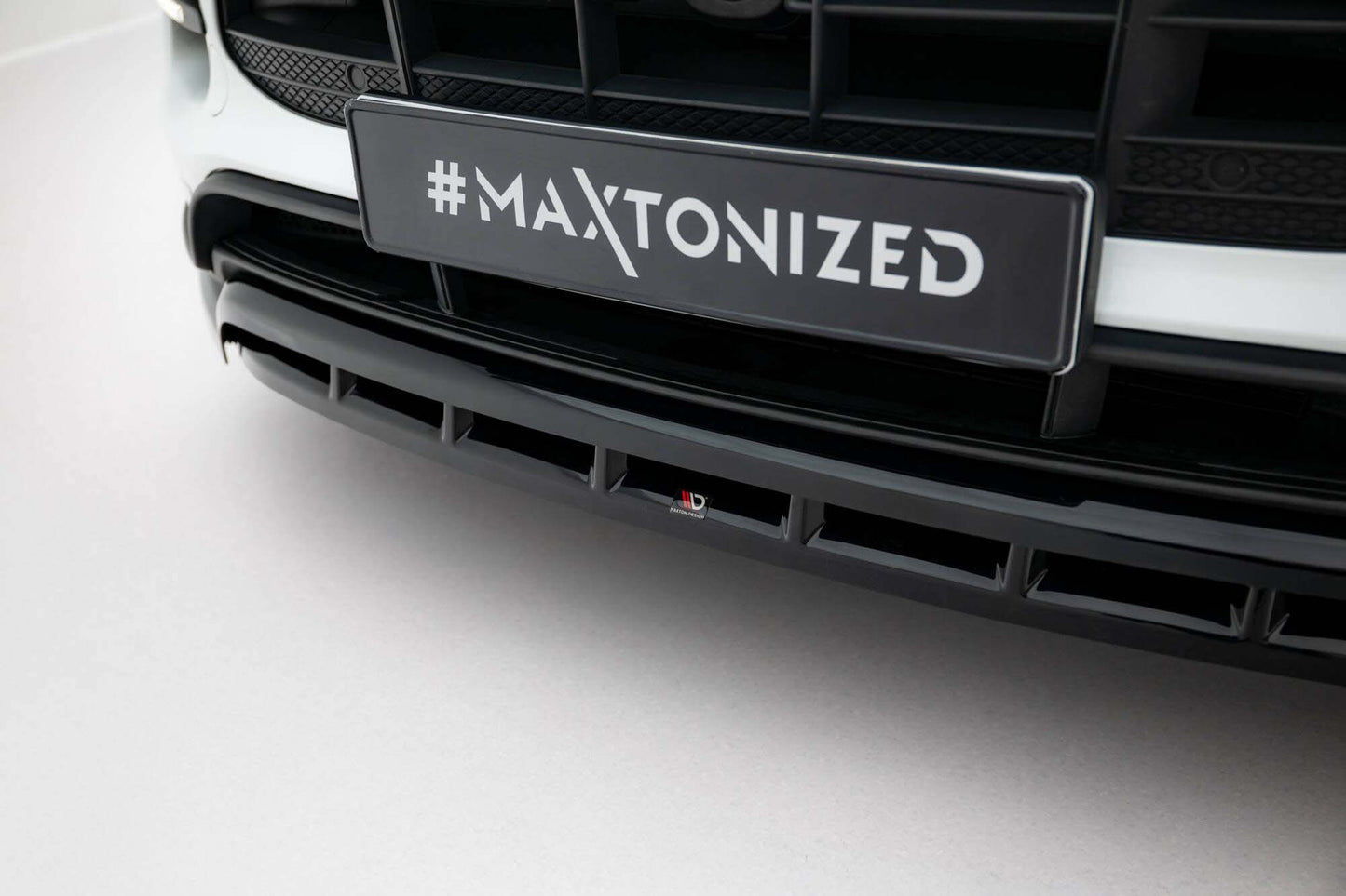Spoiler bara fata Maxton Design pentru Porsche Macan Turbo (2014-2018), lac negru
