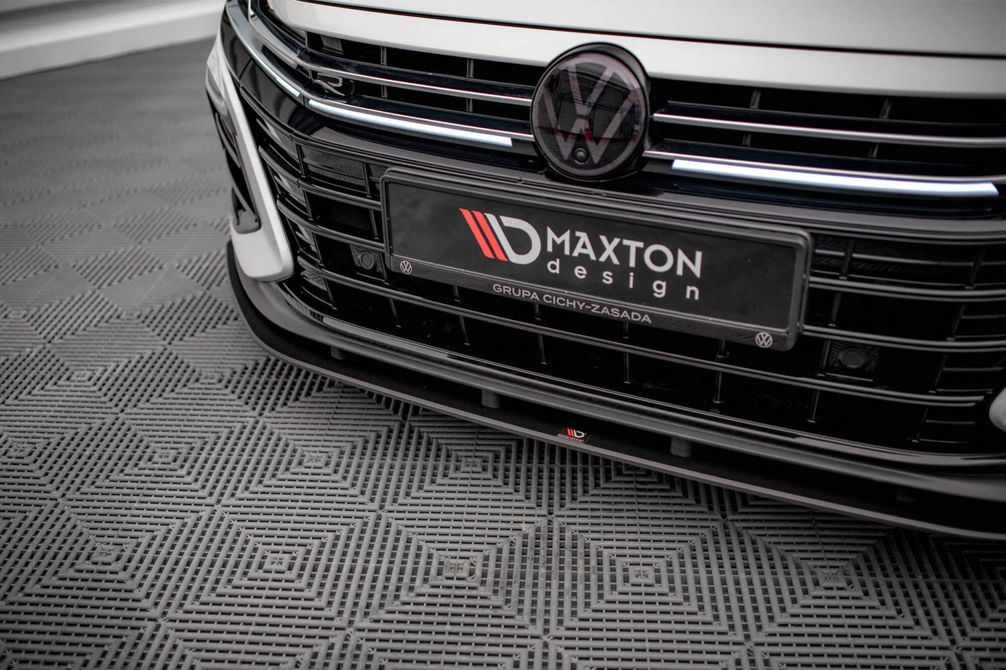 Splitter bara fata Maxton Design pentru Volkswagen Arteon R (dupa 2020), negru mat