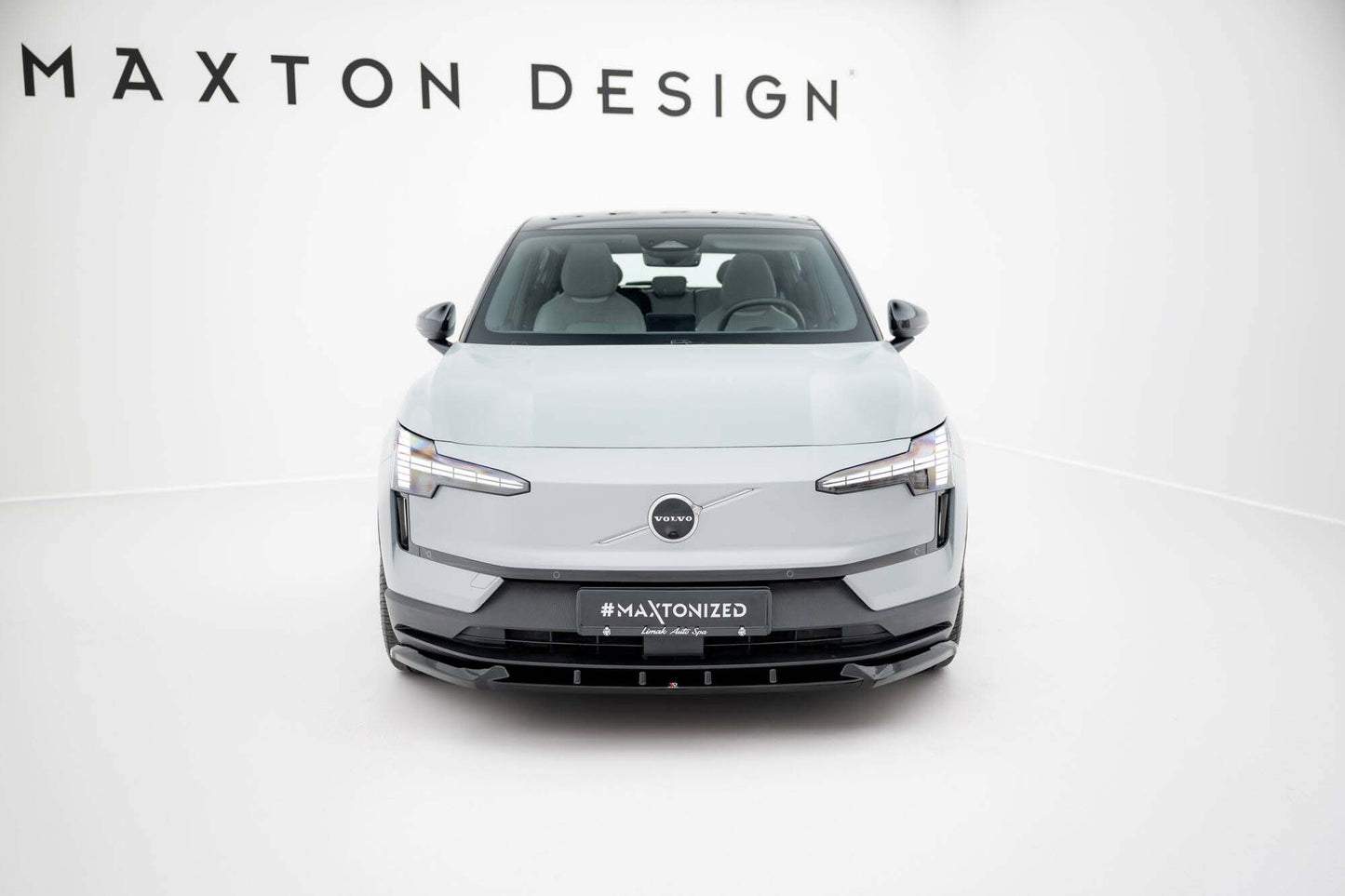 Spoiler Maxton Design pentru bara fata Volvo EX30 dupa 2023, negru lacuit