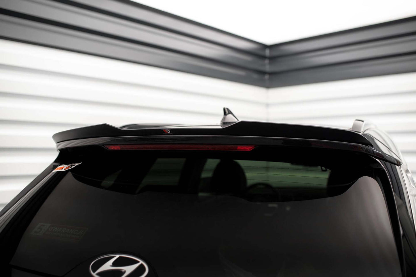 Spoiler plafon Maxton Design pentru Hyundai Tucson (2020-2024), lac negru