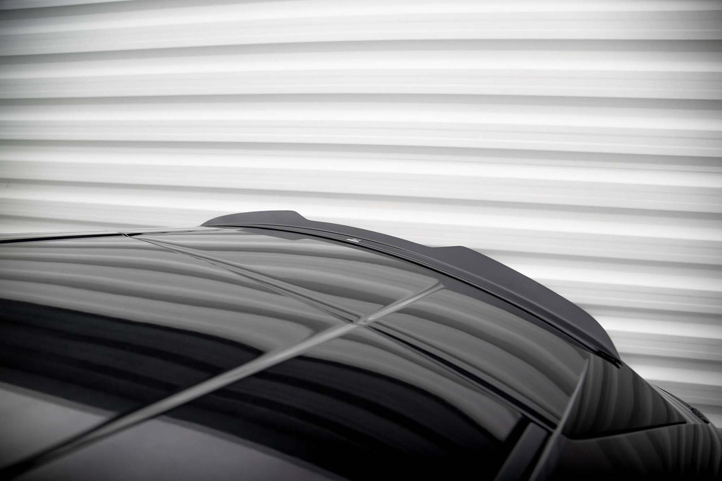 Spoiler plafon Maxton Design pentru Mazda 3 (dupa 2019), lac negru