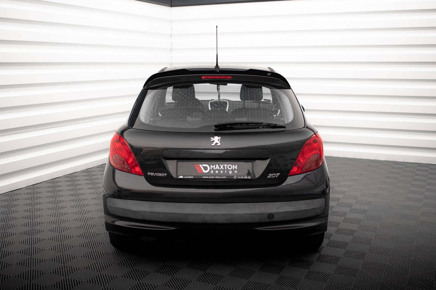 Spoiler Maxton Design pentru Peugeot 207 Sport (2006-2009), lac negru