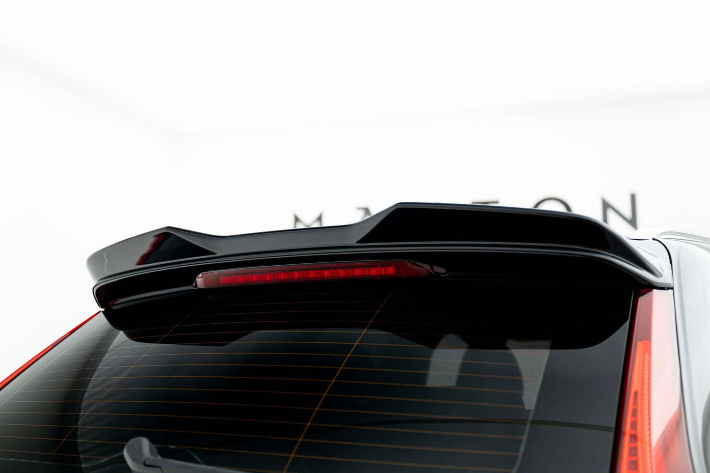 Spoiler plafon Maxton Design pentru Volvo XC60 (2017-2021), lac negru