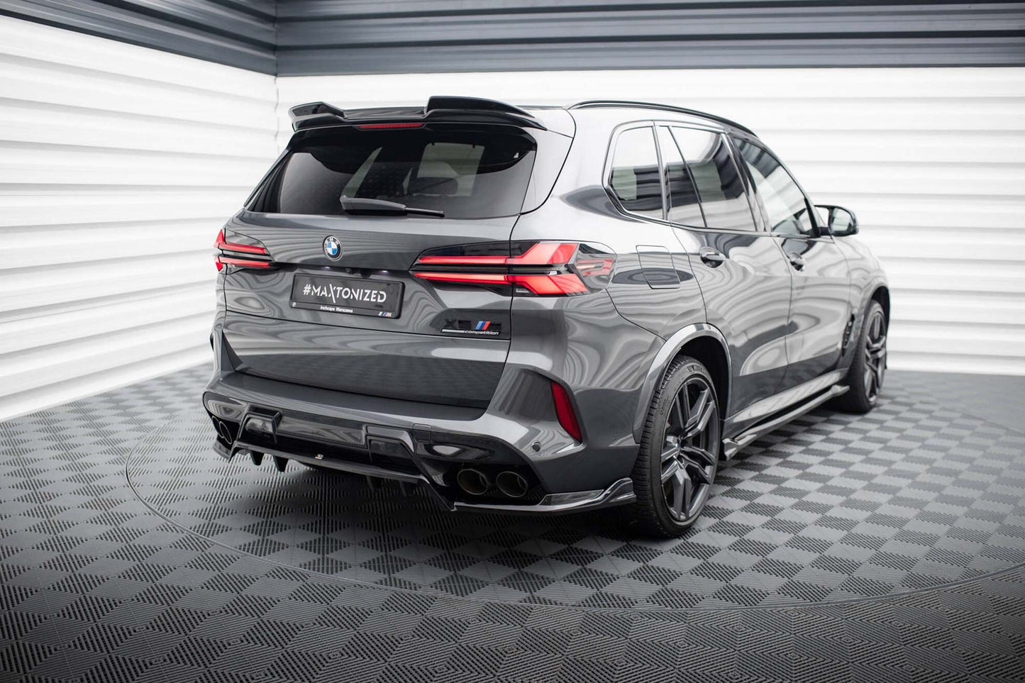 Difuser Maxton Design pentru bara spate BMW X5 M F95 (dupa 2023), lac negru