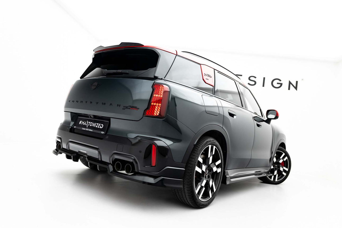 Difuser bara spate Maxton Design pentru Mini Countryman JSW U25 (dupa 2023), negru lucios