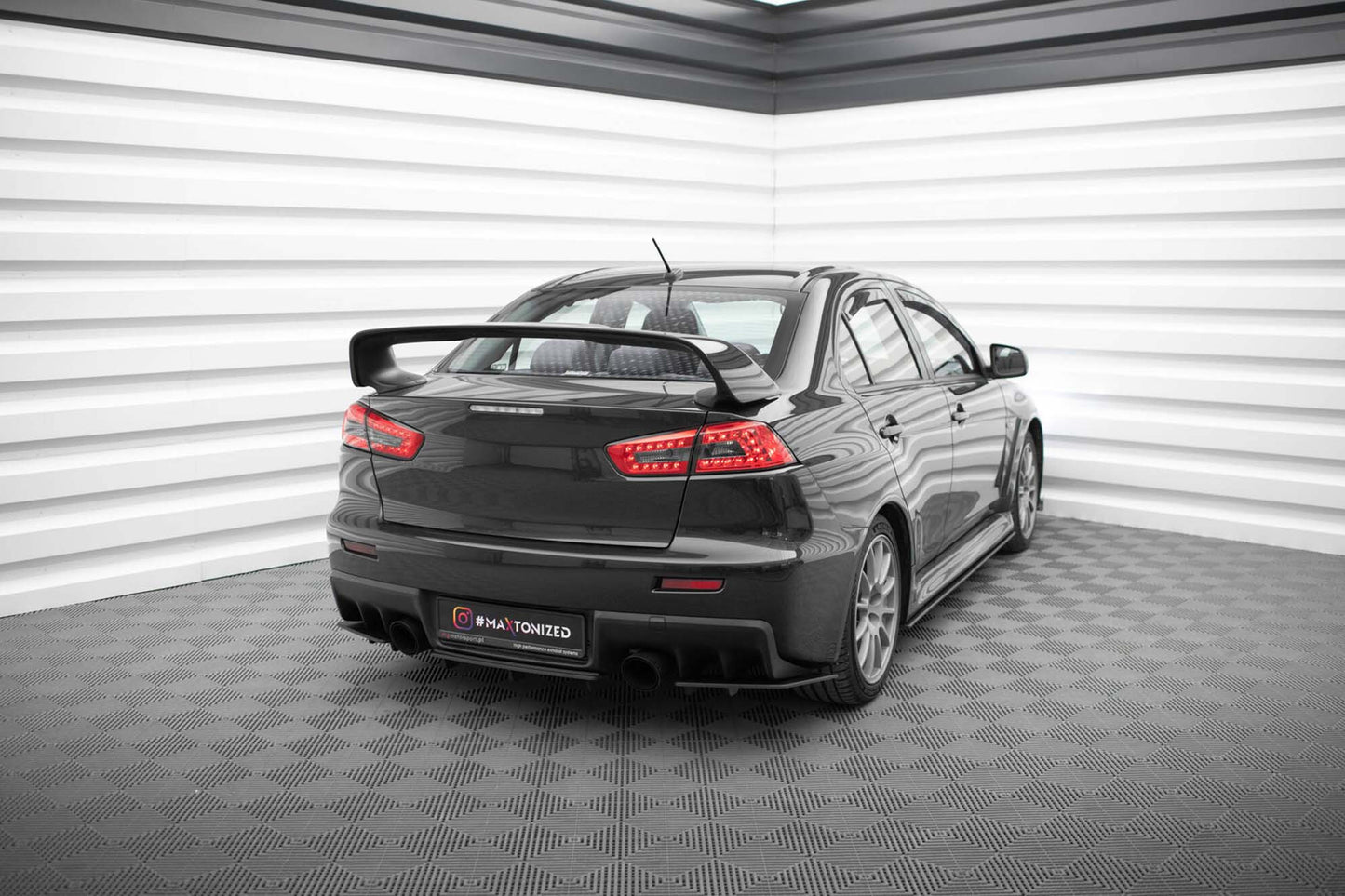 Extensii laterale Maxton Design tip Street Pro pentru bara spate Mitsubishi Lancer Evo X (2007-2015), negru mat