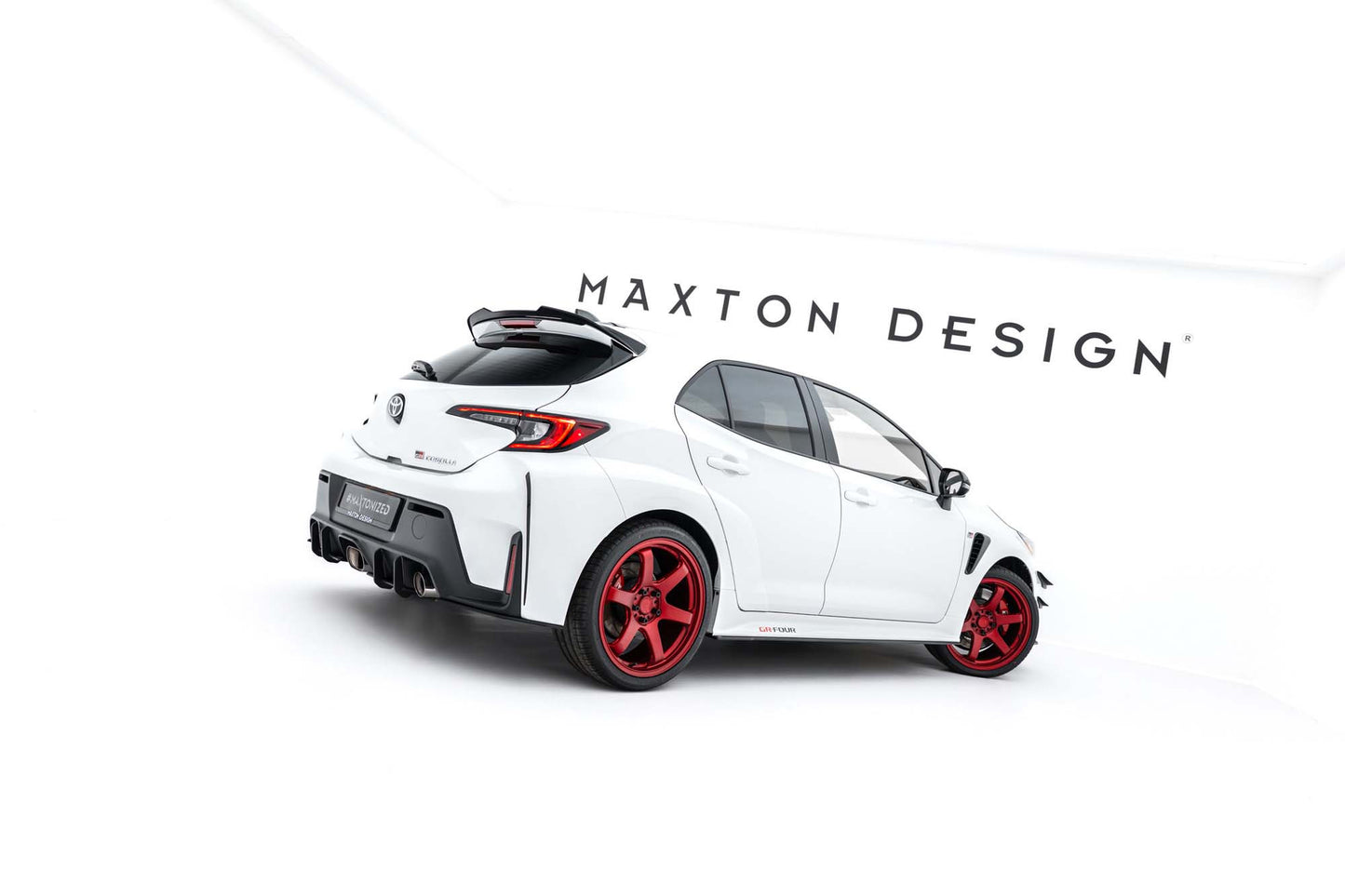 Extensii laterale Maxton Design tip Street Pro pentru bara spate Toyota GR Corolla (2022-2024), negru mat