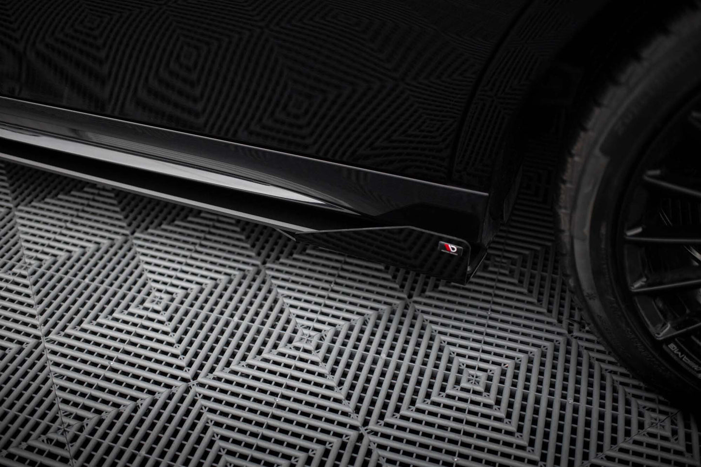Praguri Maxton Design pentru Mercedes AMG A35 W177 hatchback (dupa 2023), lac negru