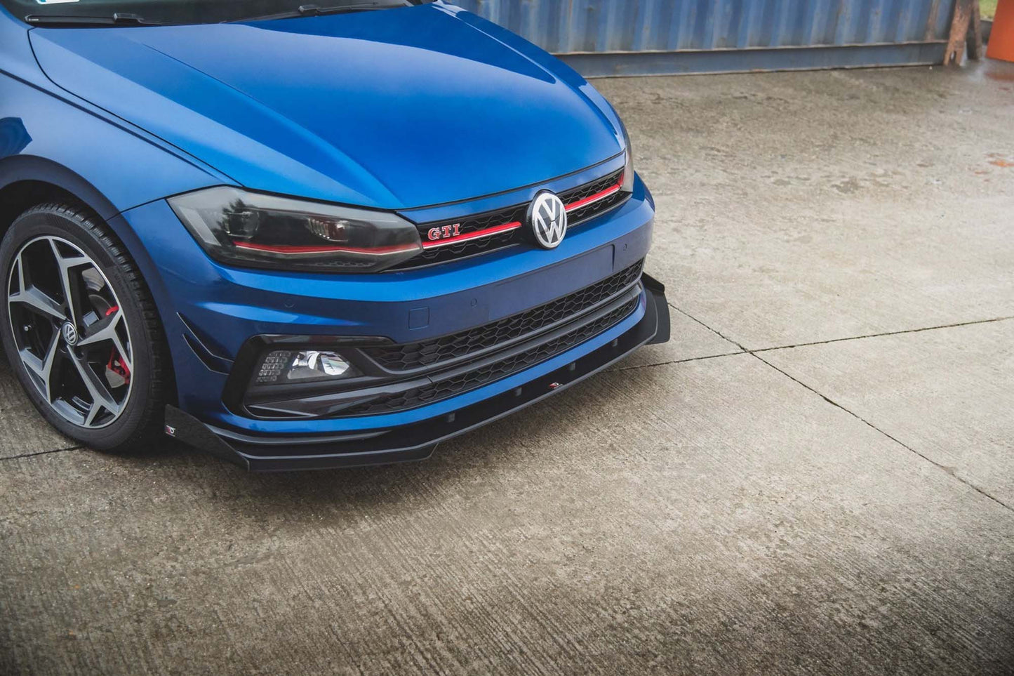 Insertii laterale Maxton Design pentru bara fata Volkswagen Polo GTI (2017-2021), lac negru