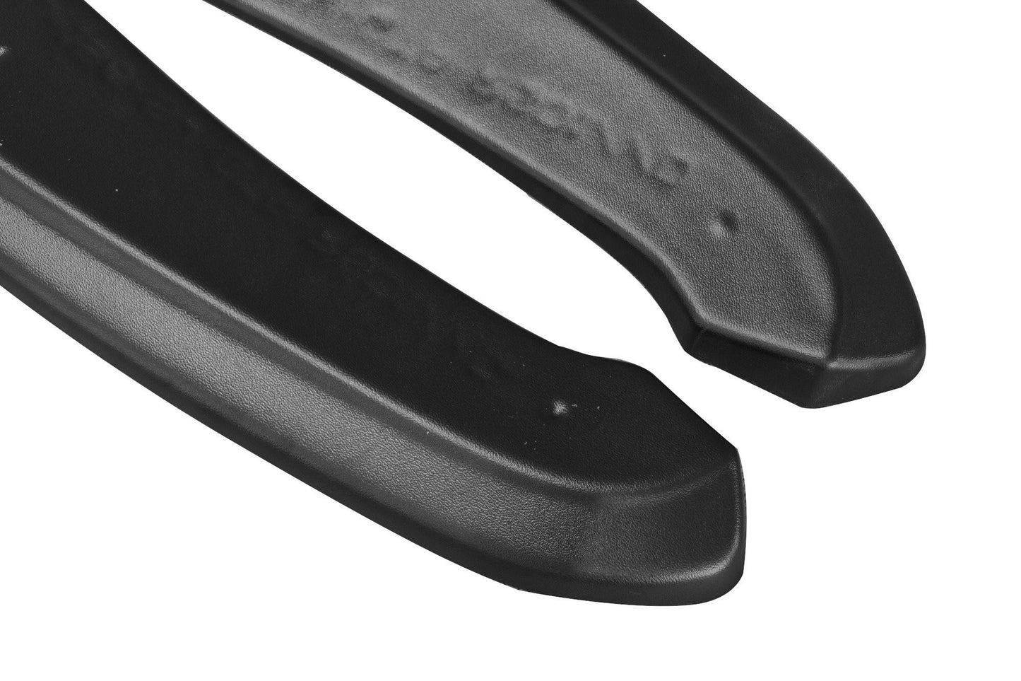 Maxton Design adaosuri laterale pentru bara spate GTA a Alfa Romeo 156 break 2002-2005, lac negru