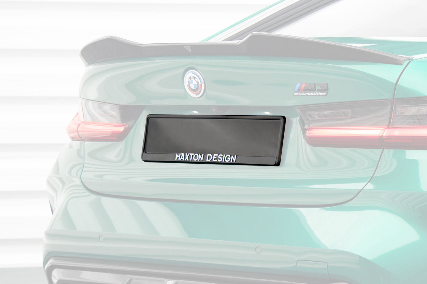 Suport numar de inmatriculare cu logo Maxton Design