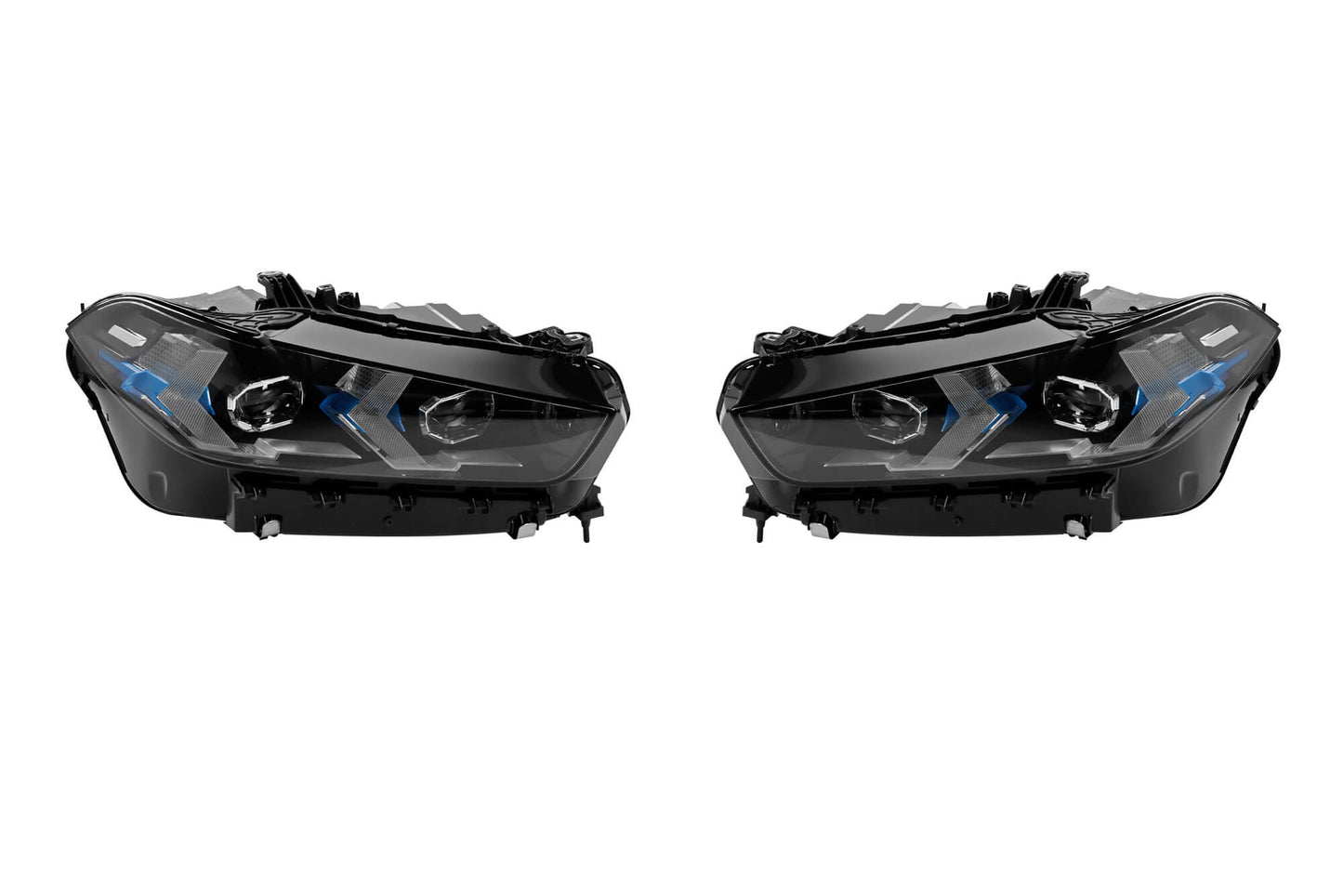 Pachet tuning compatibil cu BMW X5 G05 (2018-2022) convertit in X5M LCI dupa 2023, cu faruri si stopuri