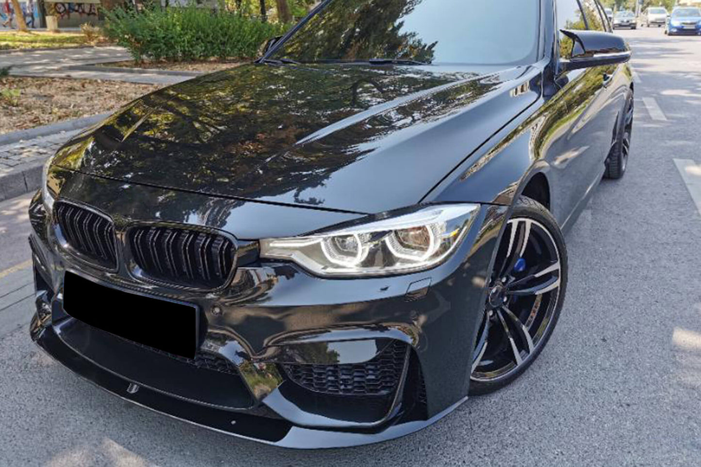 Pachet tuning compatibil cu BMW Seria 3 F30 sedan (2011-2019)