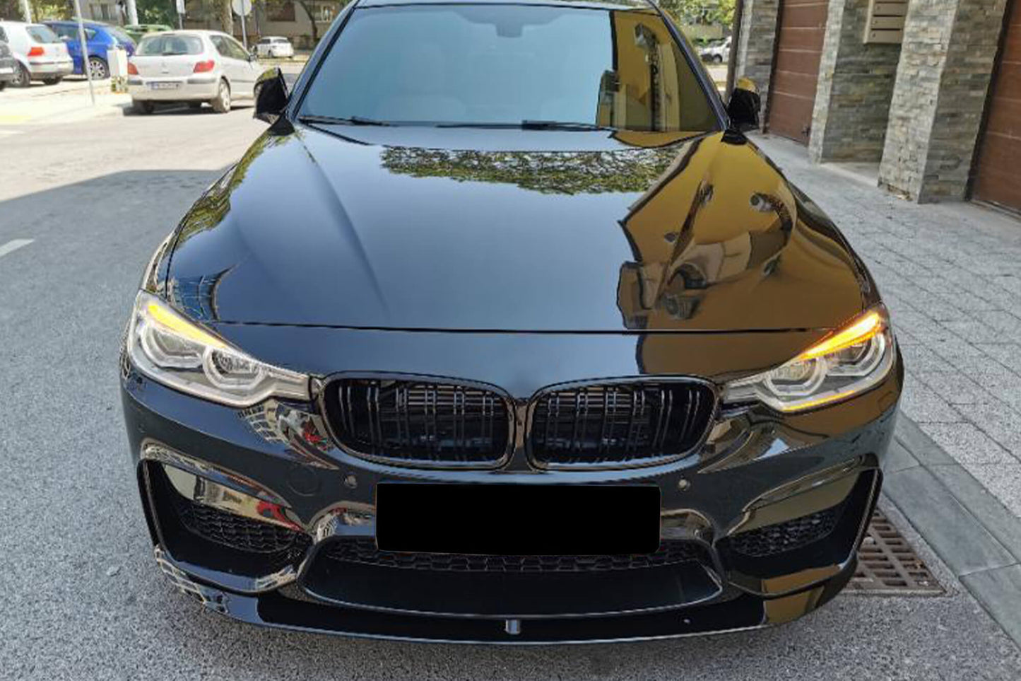 Pachet tuning compatibil cu BMW Seria 3 F30 sedan (2011-2019)