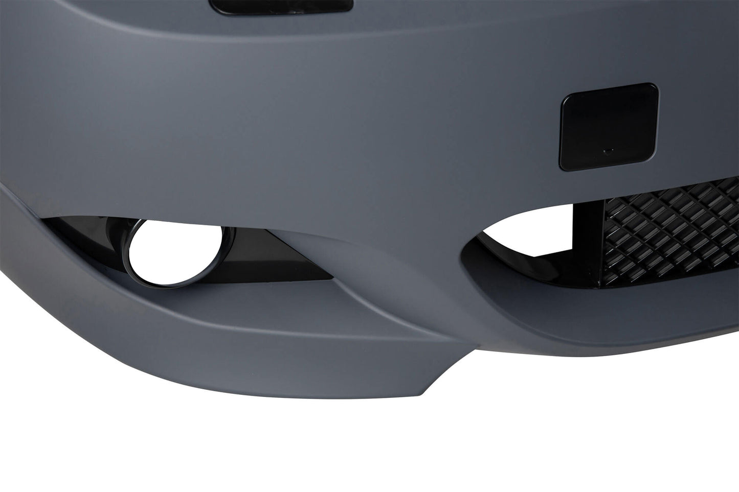 Pachet tuning compatibil cu BMW Seria 5 E60 (2003–2010) fara PDC, fara halogene, cu difuser dublu compatibil cu evacuare dubla