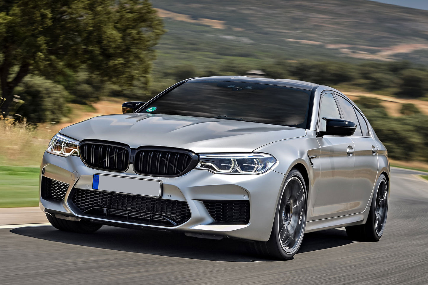 Pachet tuning compatibil cu BMW Seria 5 G30 (2017-2020)