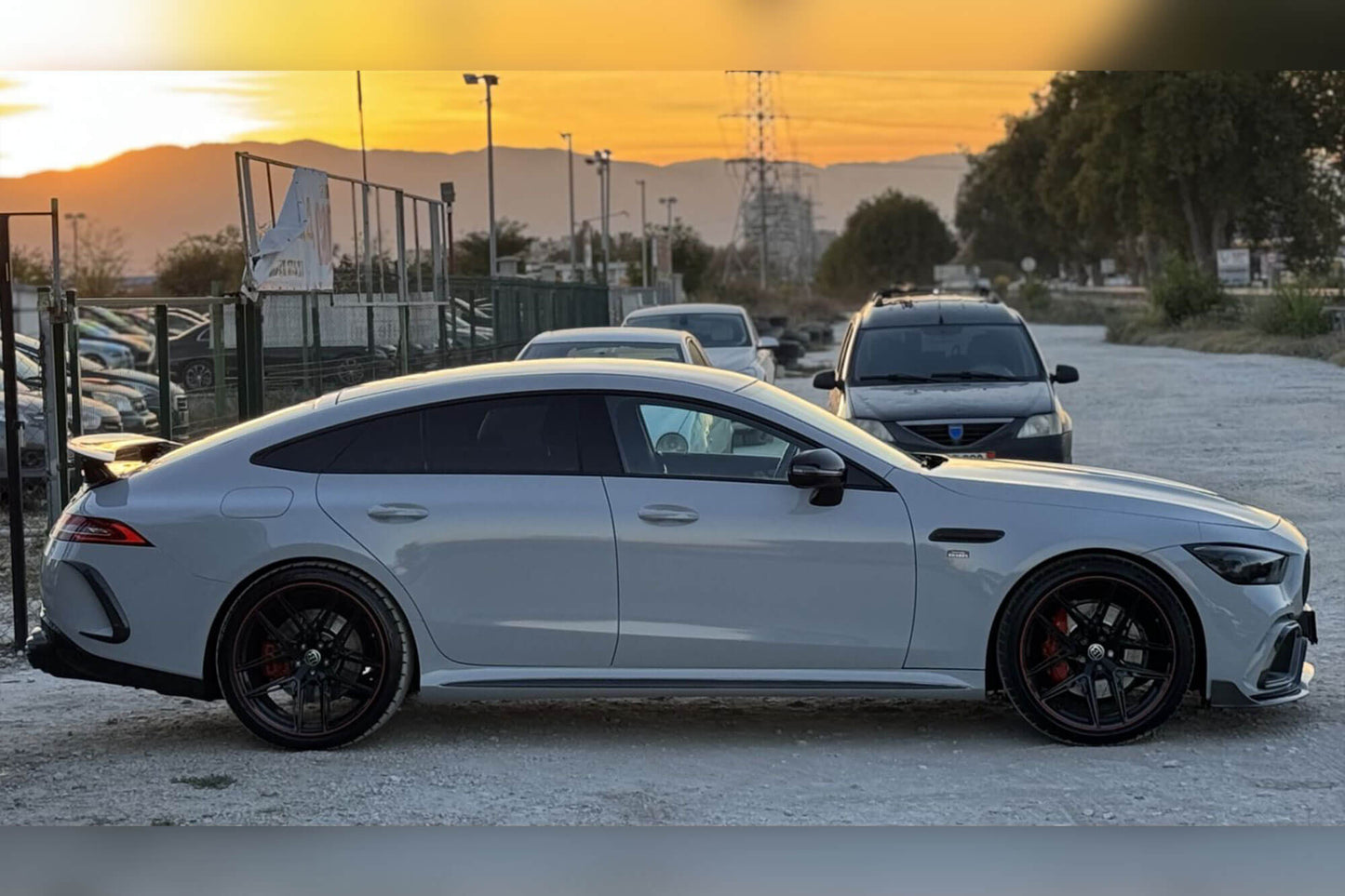 Pachet tuning tip 63 compatibil cu Mercedes AMG GT X290 Coupe 4 uși (din 2019 încoace)