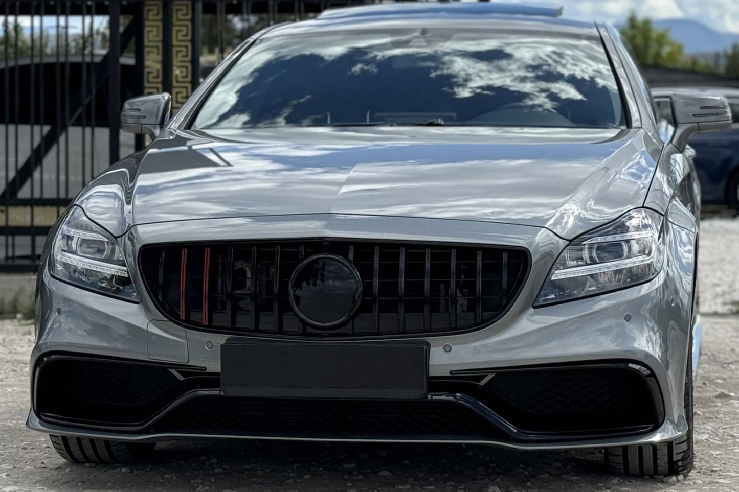 Pachet de tuning tip 63 compatibil cu Mercedes CLS C218 (2011-2013)