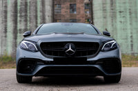 Pachet tuning tip 63 compatibil cu Mercedes E class W213 (2016-2019), cu ornamente evacuare negre si bandou cromat, compatibil cu modelul cu bara spate standard