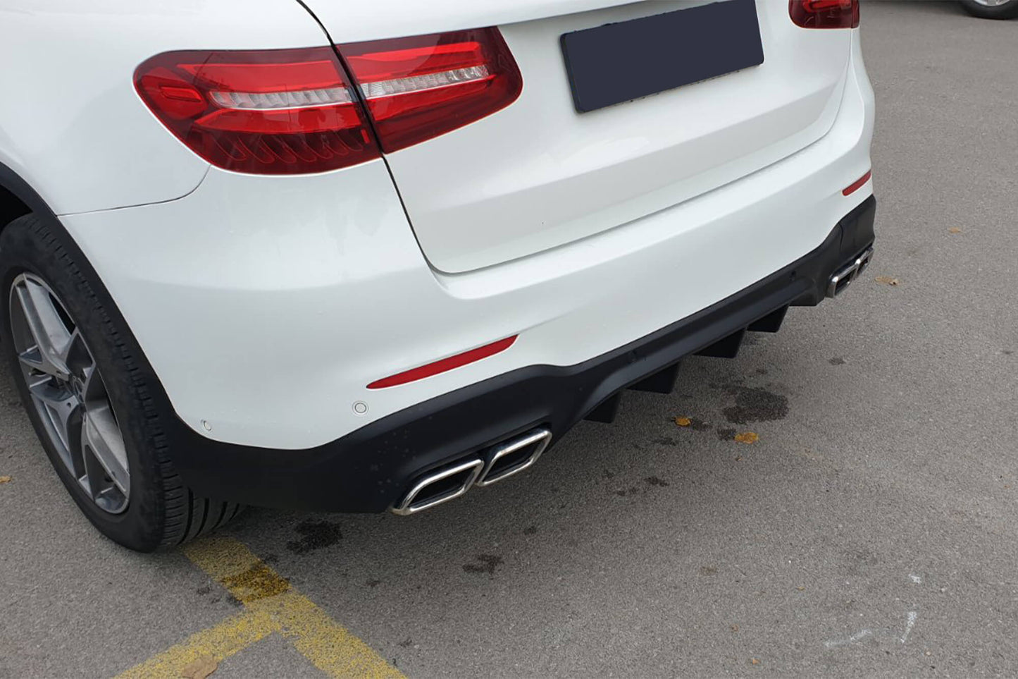 Pachet tuning tip 63 compatibil cu Mercedes GLC X253 (2015-2019)