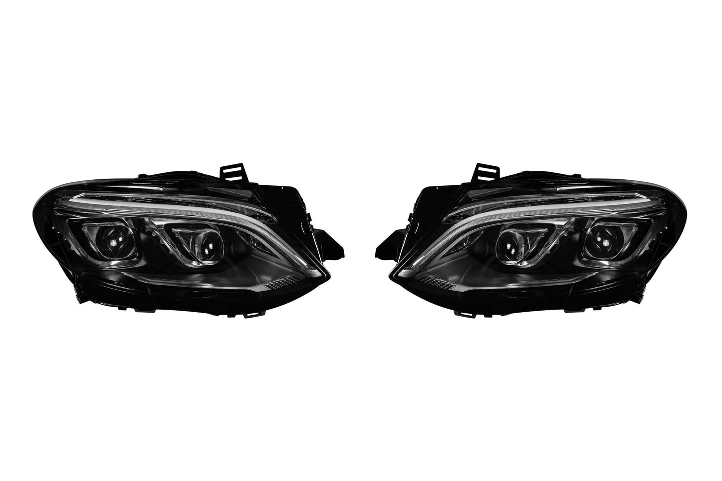 Pachet tuning tip 63 compatibil cu Mercedes ML W166 (2011-2015) convertit în GLE W166, pentru modelul cu faruri halogen