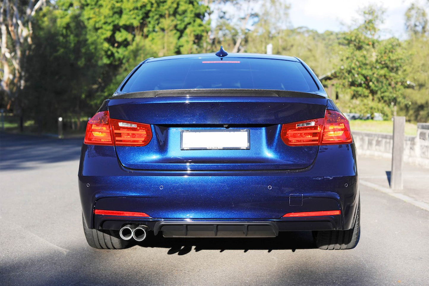 Pachet tuning compatibil cu BMW Seria 3 F30 sedan (2011-2019)
