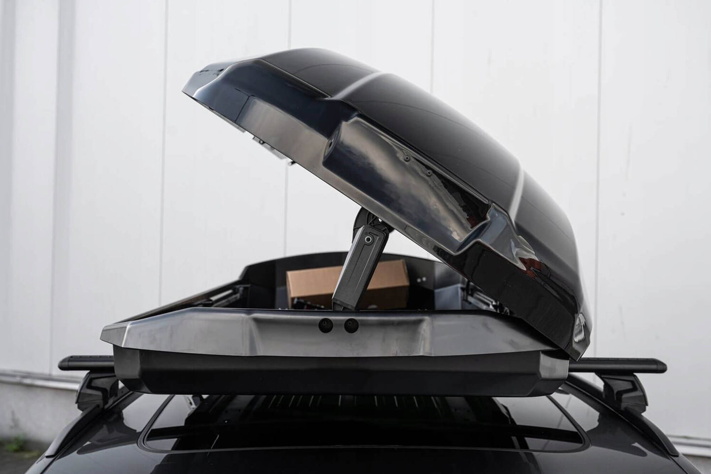 Cutie Portbagaj Auto, Hakr - model Eternal 500L, 207.7x87.6x44.2cm