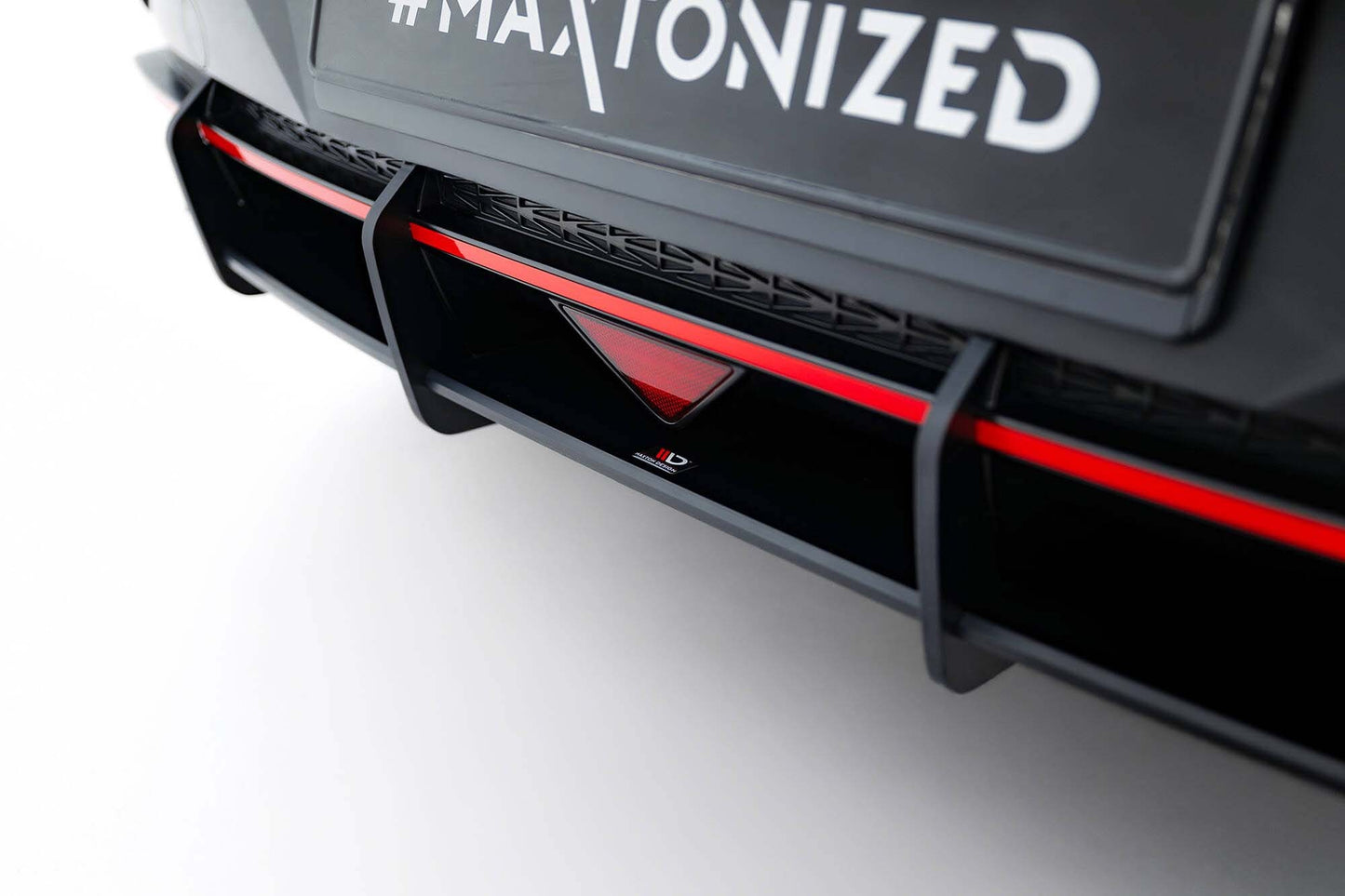 Maxton Design Street Pro diffuser pentru bara spate Hyundai Elantra N (2020-2023), negru mat