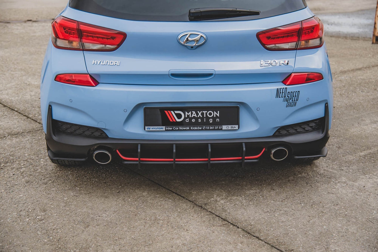 Difuser Maxton Design versiunea 2 tip Racing, inserție pentru bara spate a Hyundai i30 hatchback (2017-), negru mat