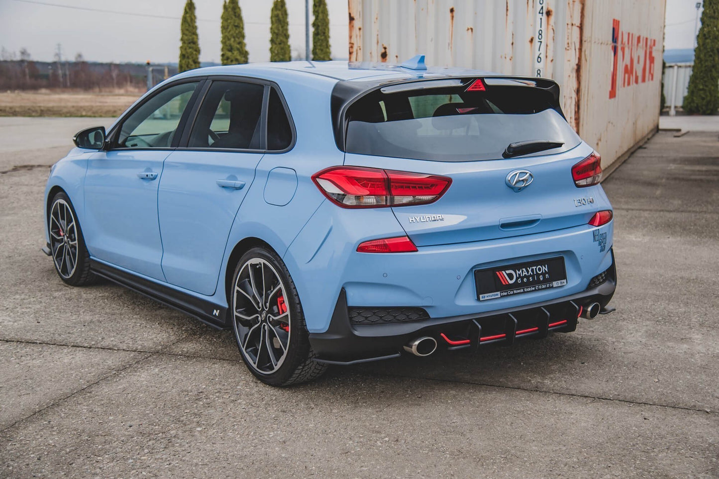 Difuser Maxton Design versiunea 2 tip Racing, inserție pentru bara spate a Hyundai i30 hatchback (2017-), negru mat