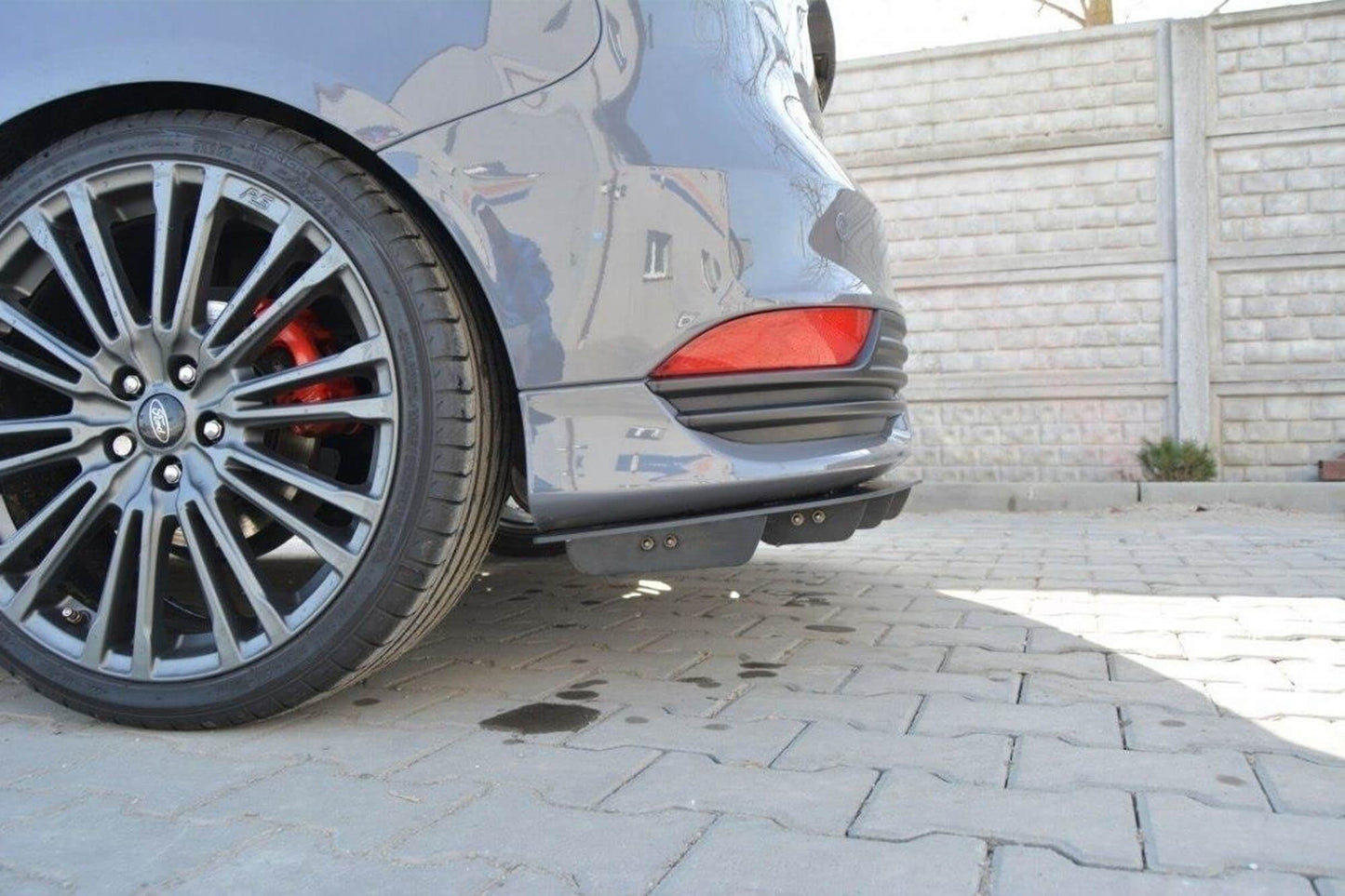 Extensie spate Maxton Design pentru bara ST a Ford Focus (2015-2018), negru mat