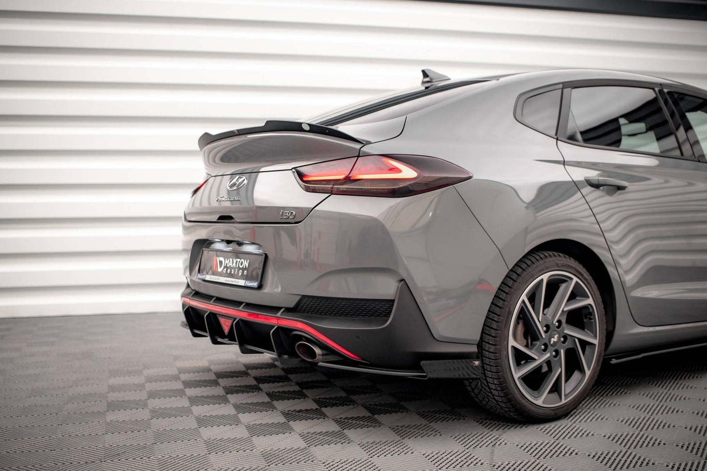Difuser Maxton Design Street Pro pentru Hyundai i30 Fastback N-Line (2020-), negru mat
