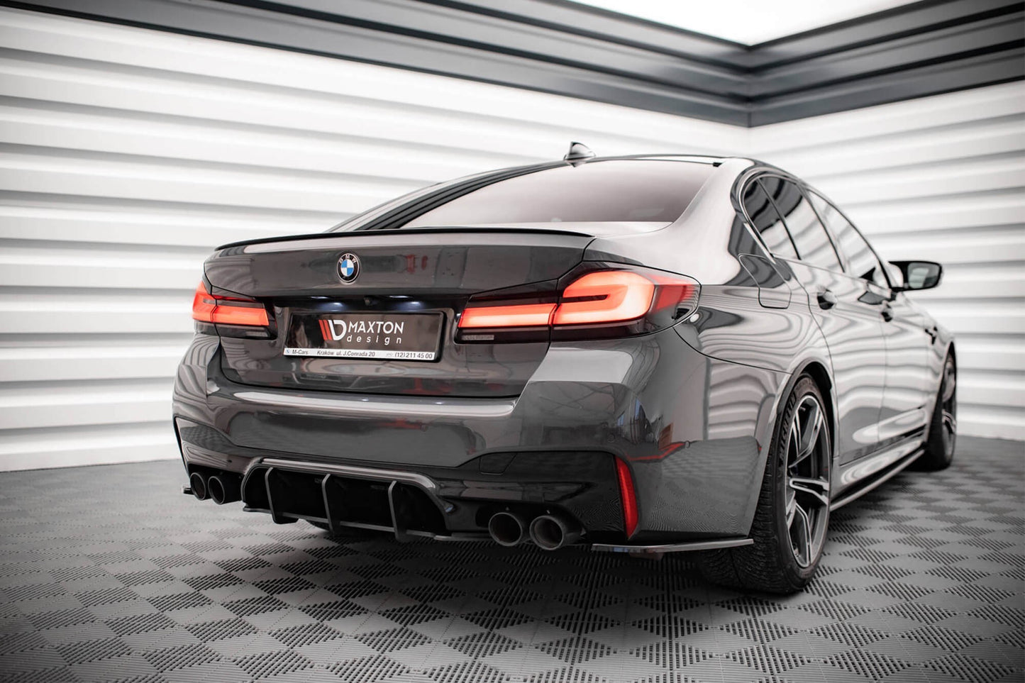 Maxton Design insertii diffuser pentru BMW M5 F90 (2017-2020), negru mat