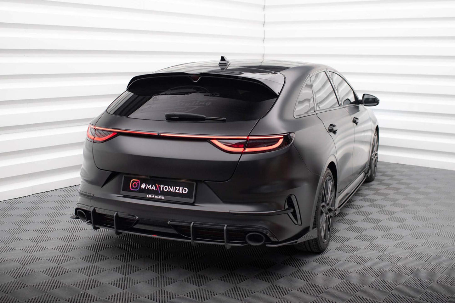 Inserție difuser Maxton Design pentru Kia Pro Ceed GT (2022-), negru mat