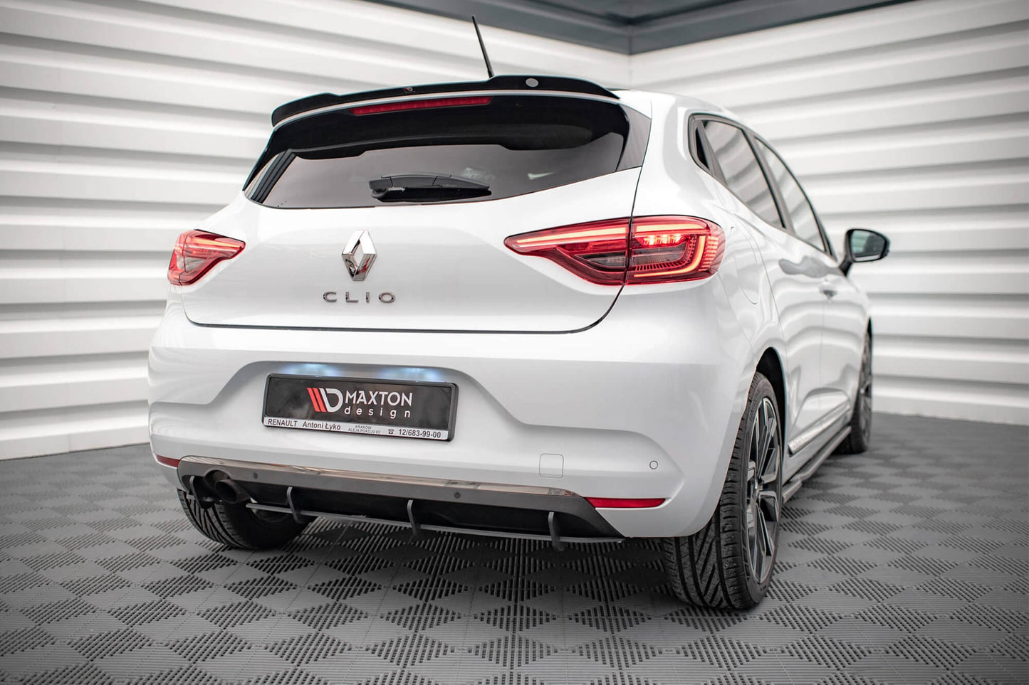 Maxton Design diffuser pentru Renault Clio (2019+), negru mat