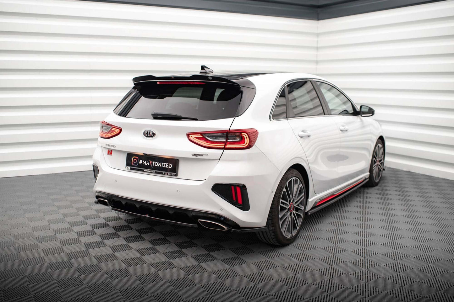 Extensie bara spate Maxton Design pentru Kia Ceed GT (2018-2022), negru lac
