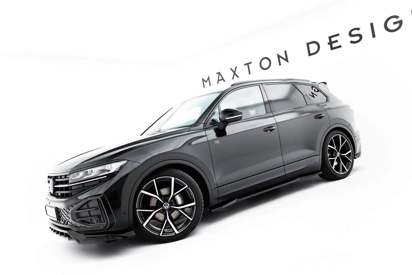 Maxton Design inserturi praguri R‑Line pentru Volkswagen Touareg Mk3 Facelift (dupa 2023), negru lacuit