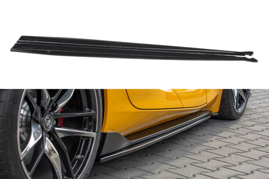 Praguri laterale Maxton Design versiunea 1 pentru Toyota Supra (2019+), culoare carbon