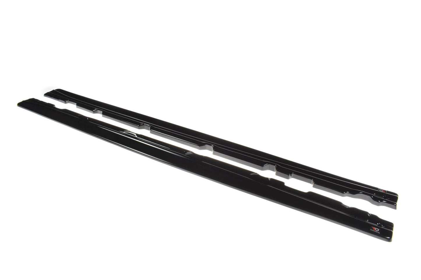 Additive Maxton Design versiunea 1 tip ST/ST-Line pentru praguri Ford Focus (2018-), culoare carbon
