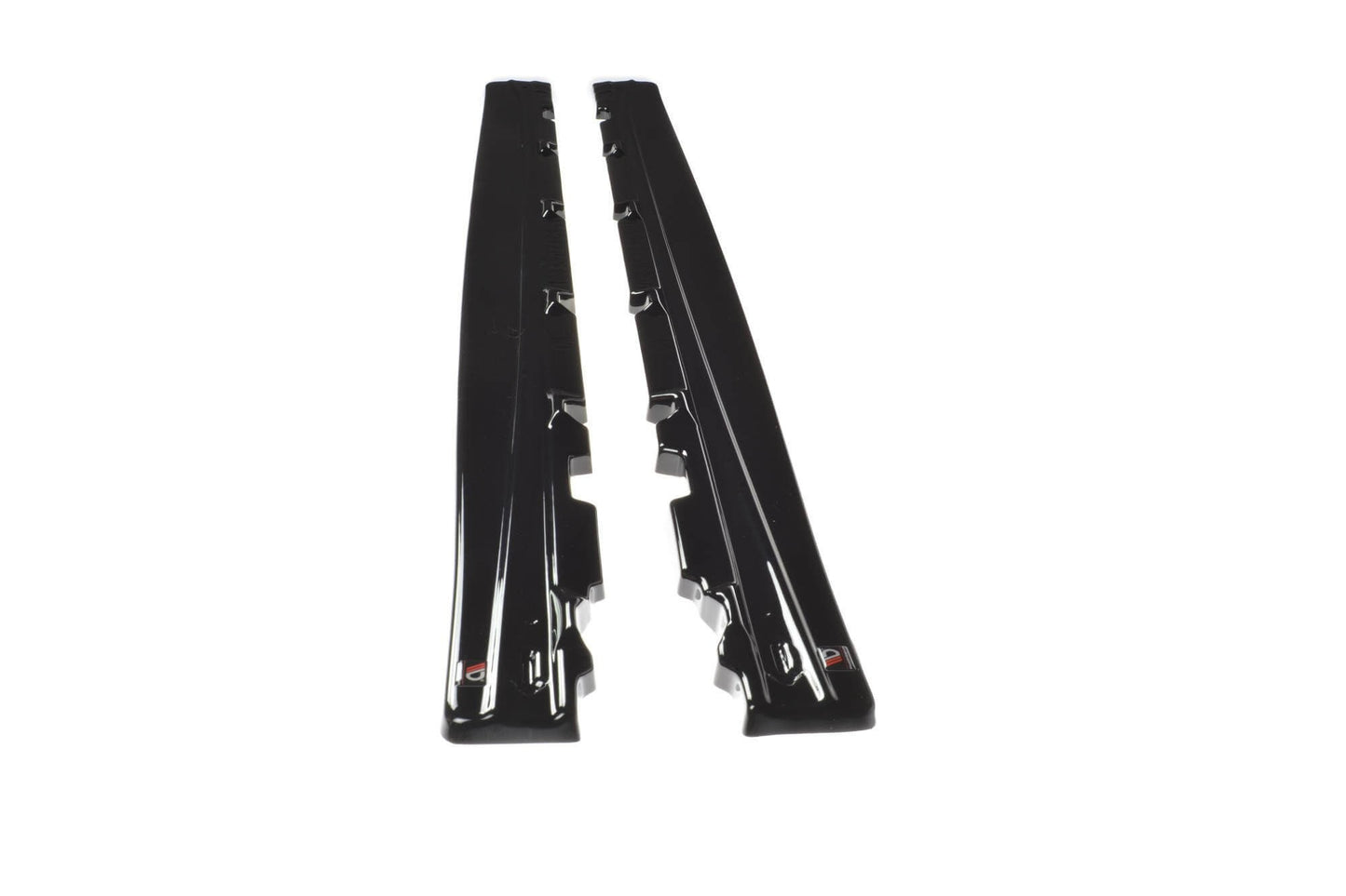 Additive Maxton Design versiunea 1 tip ST/ST-Line pentru praguri Ford Focus (2018-), culoare carbon