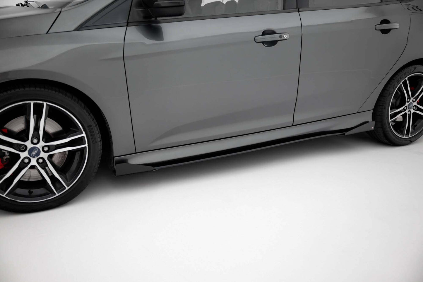 Praguri Maxton Design Street Pro pentru usi Ford Focus ST (2015-2018), negru mat