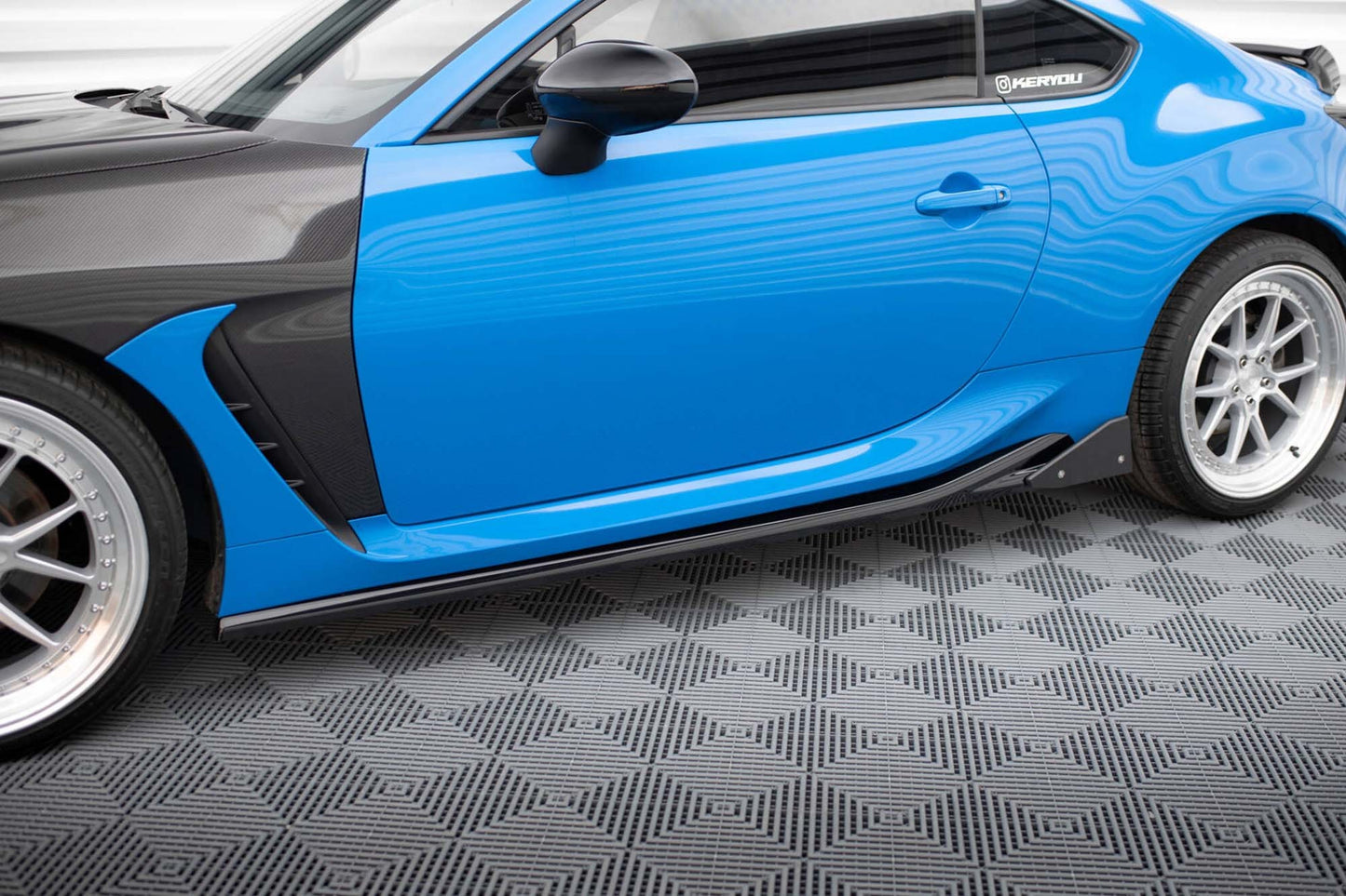 Maxton Design Side Skirts v1 pentru Toyota GR86 (din 2021), negru lucios