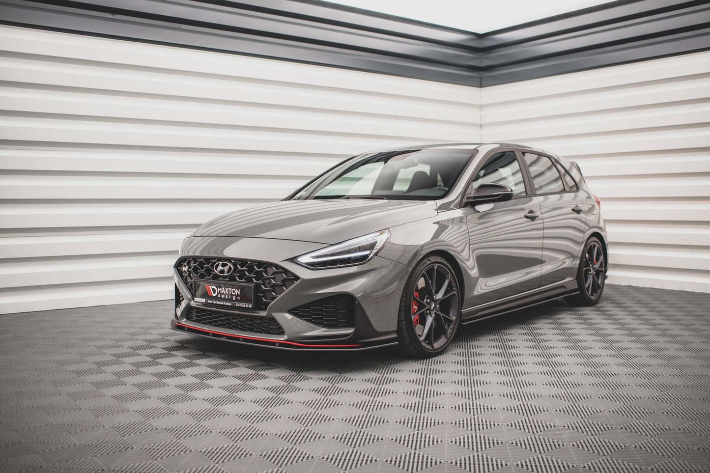 Praguri laterale Maxton Design versiunea 2 pentru Hyundai i30 N hatchback (2017-), negru mat